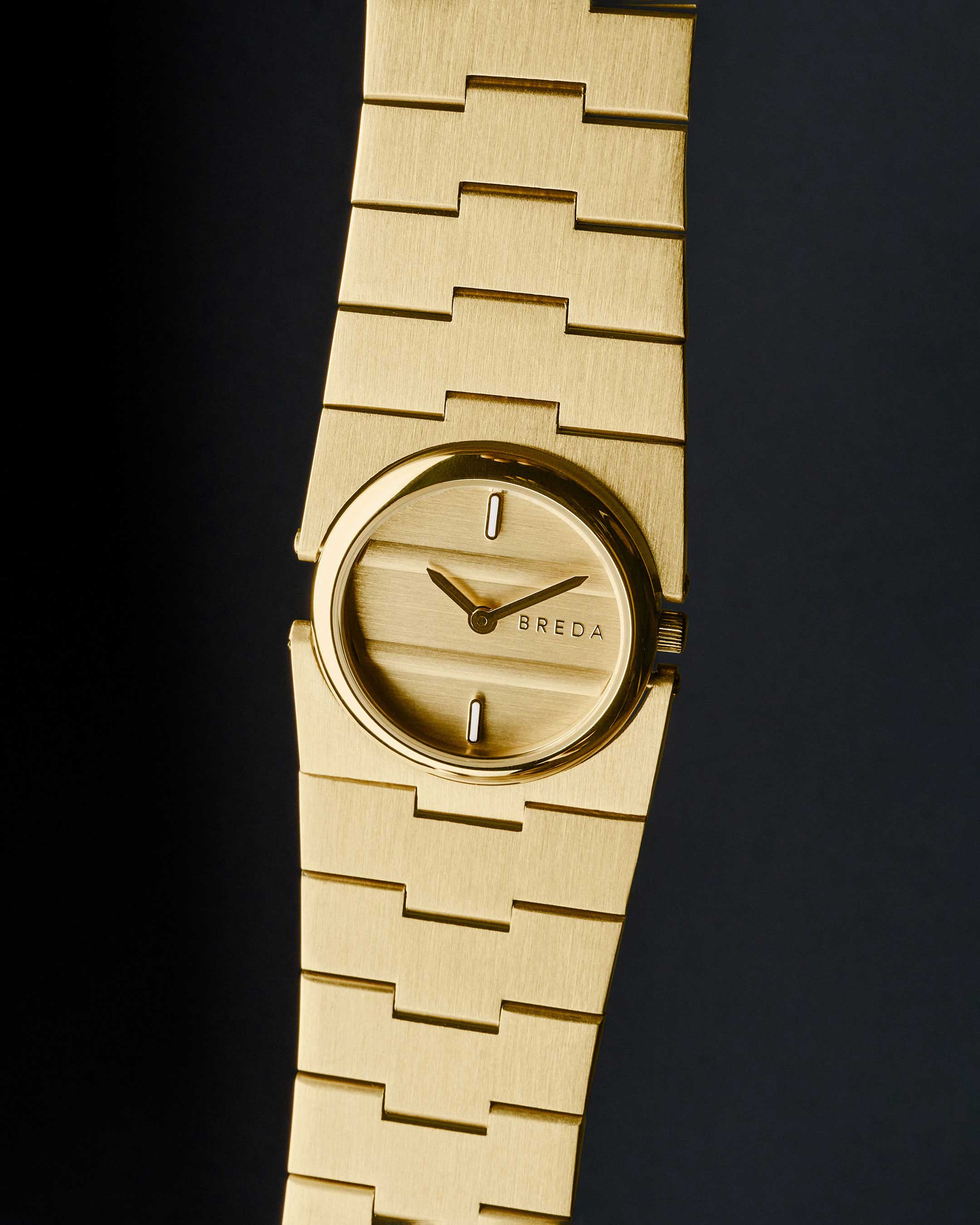 Sync - Gold - Image 8