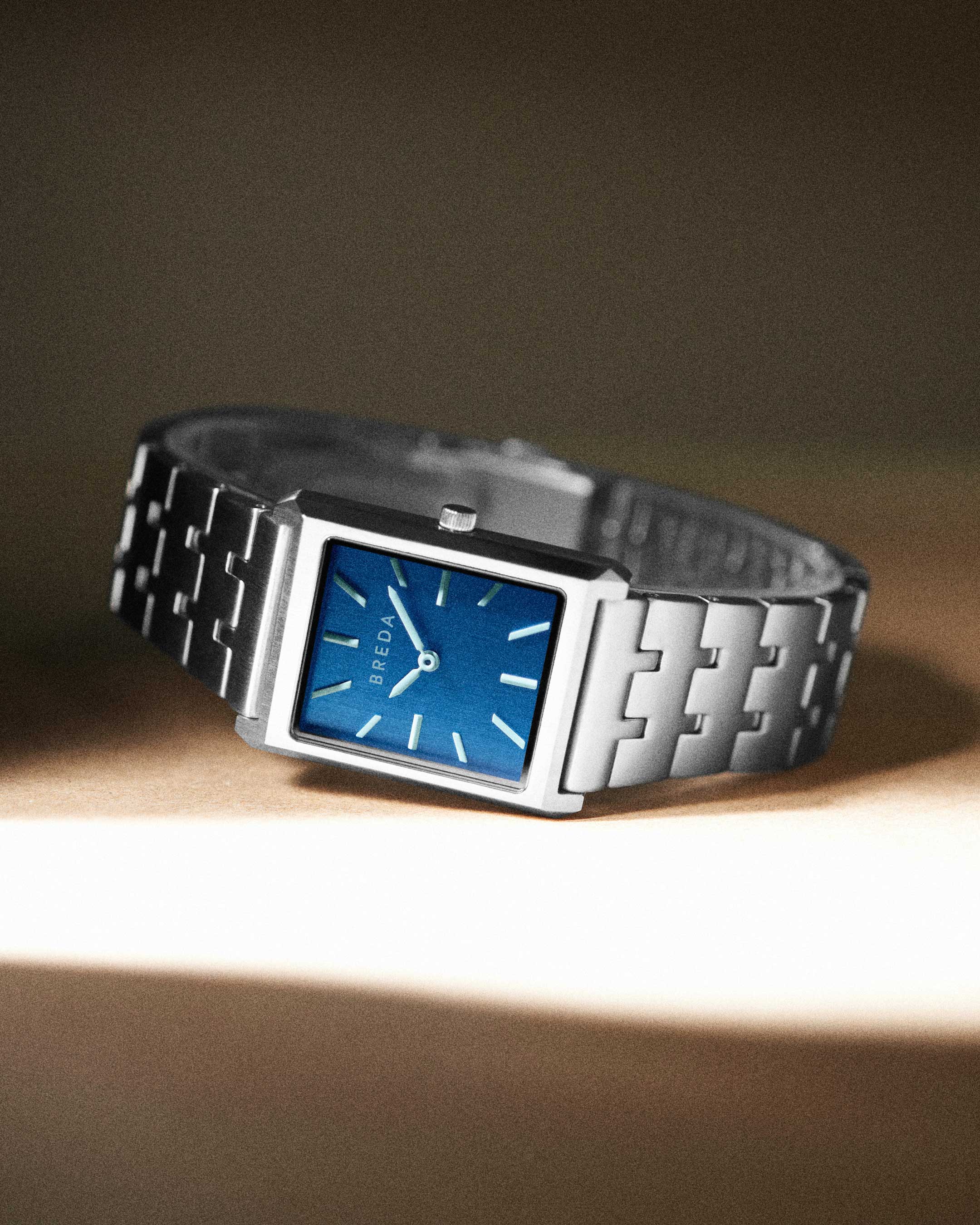Virgil (Metal) - Silver/Cobalt - Image 4